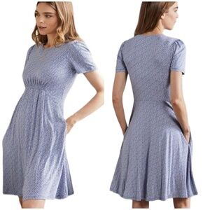 Boden Smocked Jersey Dress Size 2 Bluebell Geo Blooms